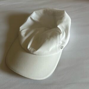 NWOT white fast and free hat